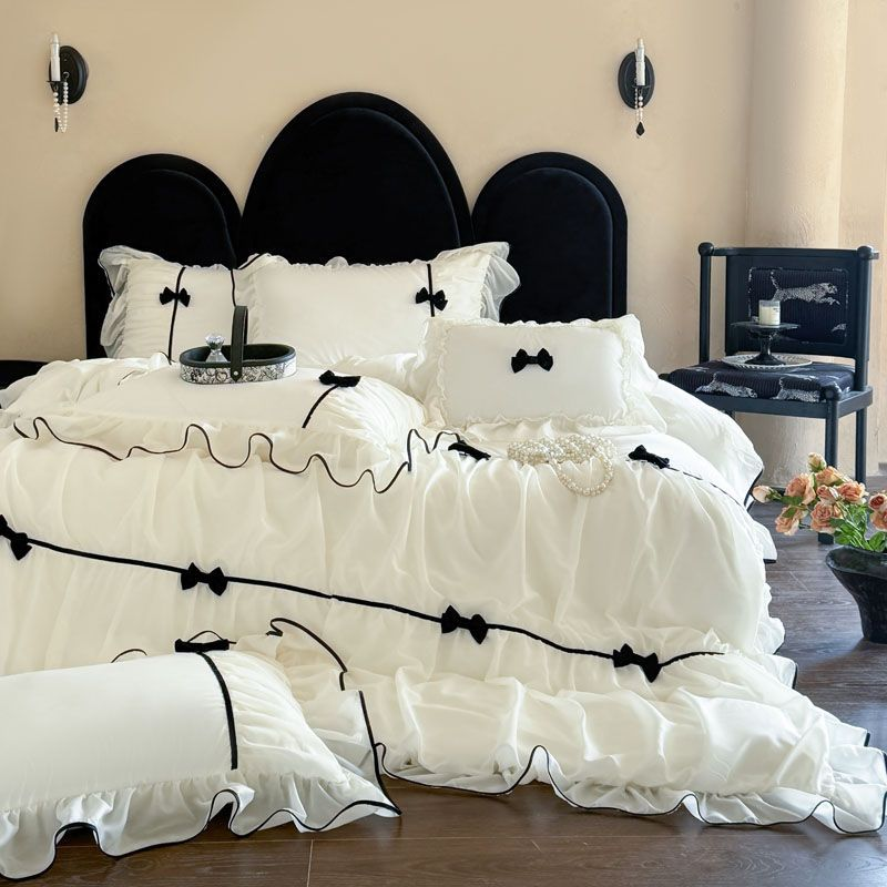 Bow Duvet Cover Set (Romantic Lace)