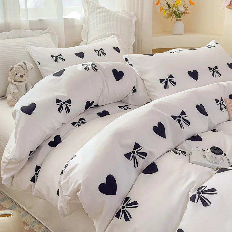 Yulia Black & White Duvet Cover Set